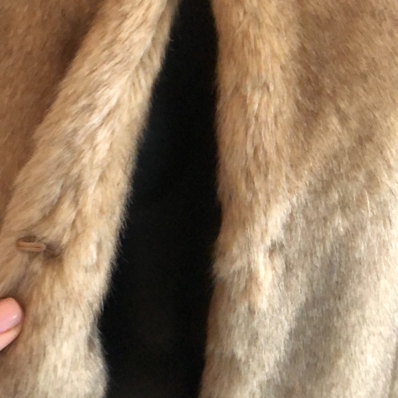 Faux Fur cuffed bomber.  Size M - Picture 6 of 9